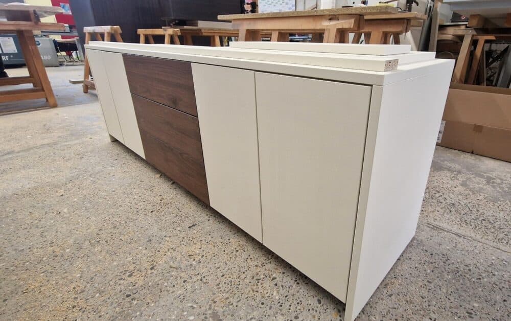 Meuble bas sur mesure 2