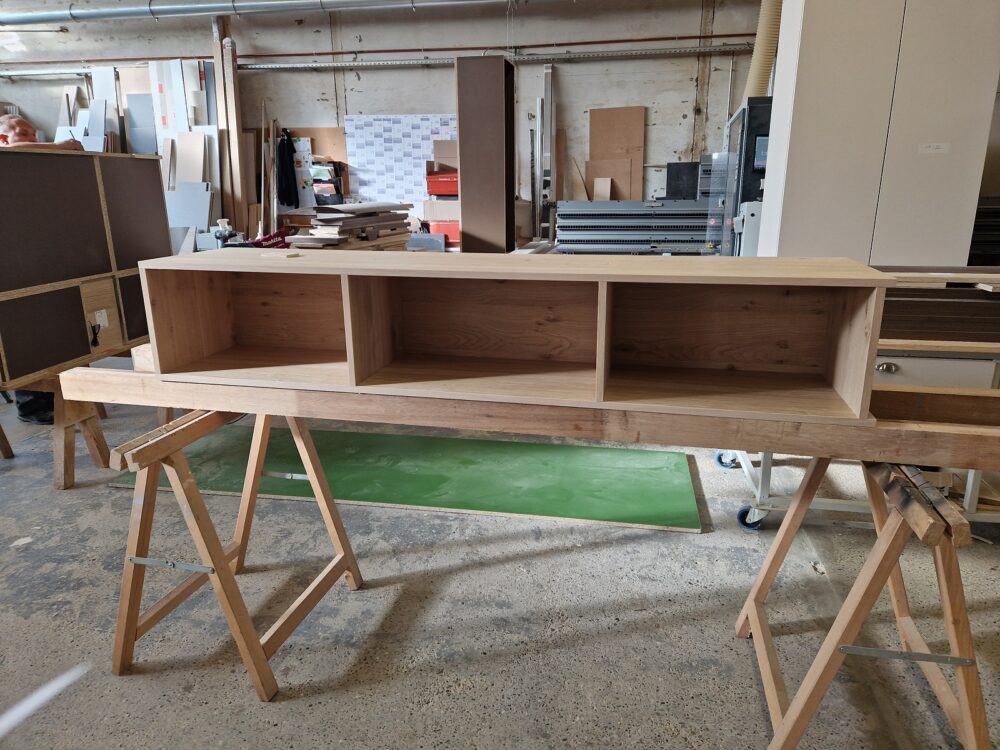 Meuble suspendu sur mesure